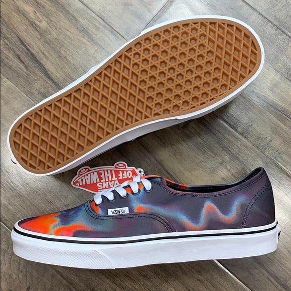 WMNS VANS AUTHENTIC DARK AURA Multi/True White - Picture 2 of 16